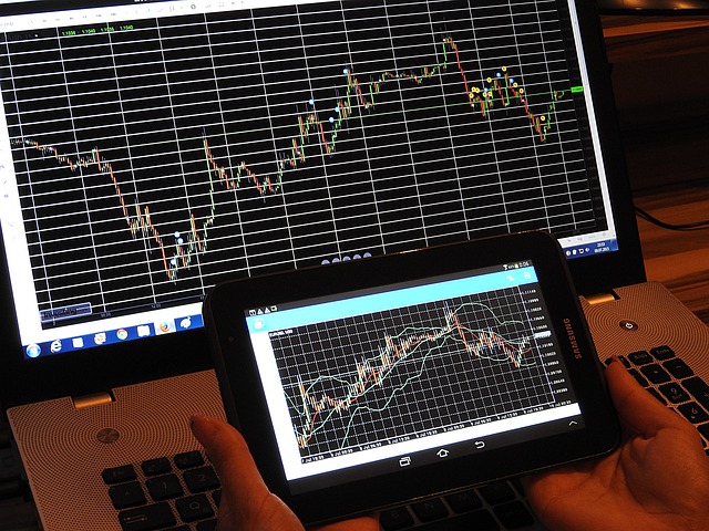 How to Analyze Market Cycles in Cryptocurrency